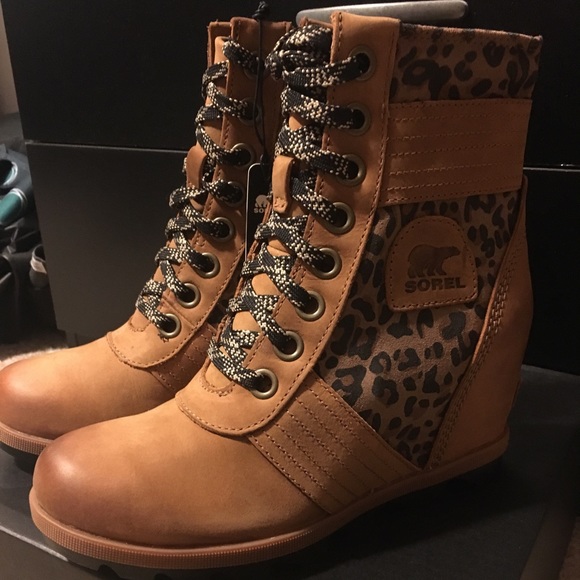 Sorel Shoes - NWT Sorel Camel Animal Print Sorel Boots. Sz 7.5